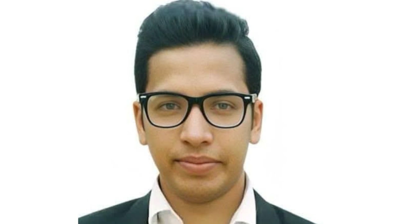 লামায় আইনজীবীদের নিয়ে কুরুচিপূর্ণ স্ট্যাটাসে যুবক শ্রীঘরে  
