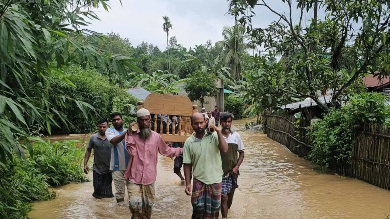 বান্দরবানে বন্যার পানিতে ডুবে ব্যবসায়ীর মৃত্যু
